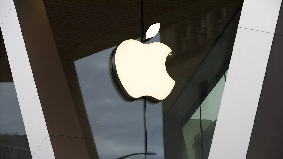 Apple Faces EU Antitrust Scrutiny, Broadcom's Chip Deal, and EV Tariff Talks Shake Markets