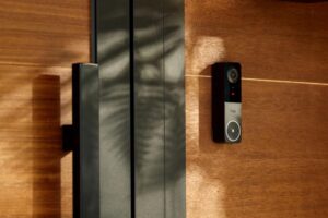 Hue's Secure Video Doorbell Turns On Lights When Someone Comes to the Door