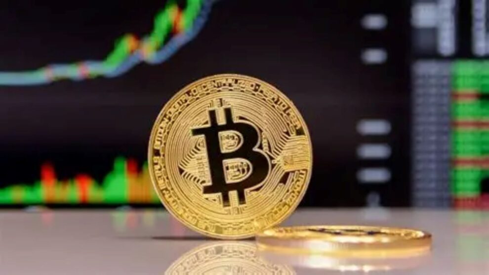 Bitcoin Price Crosses USD 119,000 as US Government Shutdown Begins; Options Market Signals Opportunity 1 Bitcoin Price Crosses USD 119,000 as US Government Shutdown Begins; Options Market Signals Opportunity