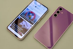 Samsung Galaxy S23 FE Users in the US Start Receiving One UI 8 Update
